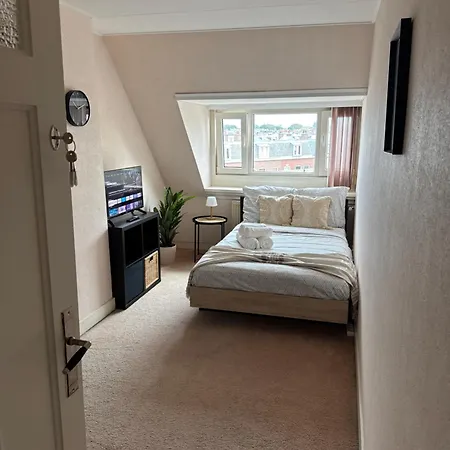 ゲストハウス Cosy By The デン・ハーグ