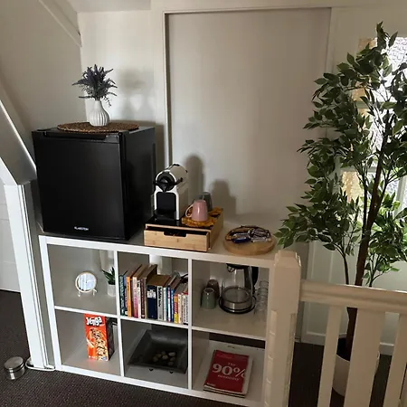 Cosy By The * האג